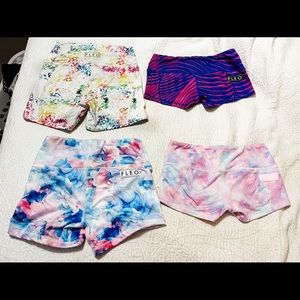 Fleo shorts size small bundle!💞💞